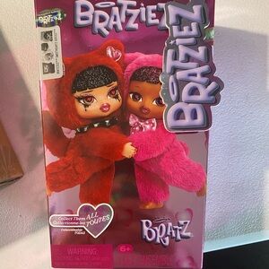 Bratz Bratziez sweetheart 2026 keychain plush blind box